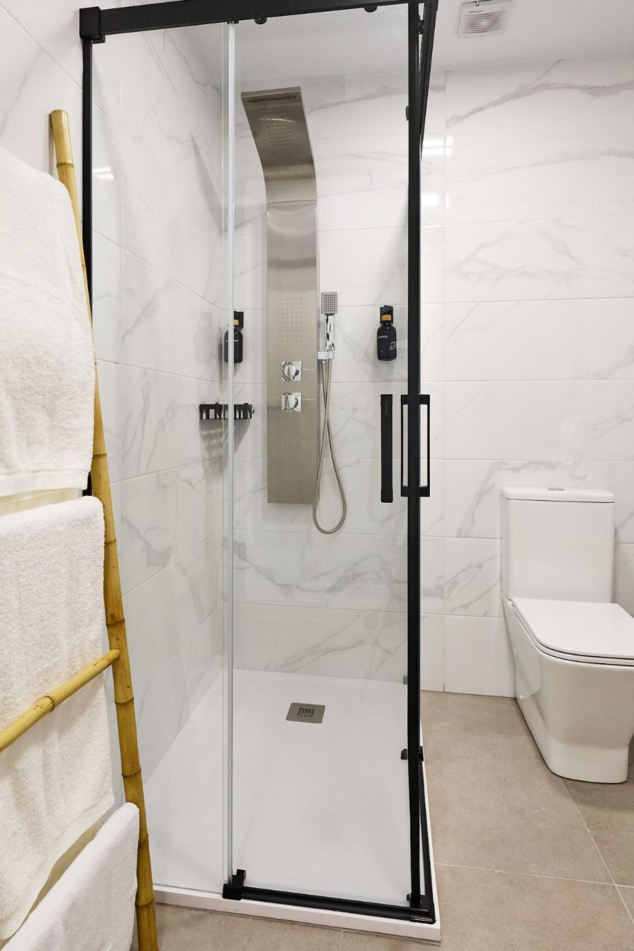 Apartamentos Plasencia Bambu المظهر الخارجي الصورة